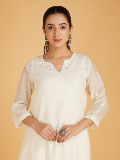 Off-White Aari Embroidered Chanderi Silk Kurta with Slip and Pants- Set of 2
