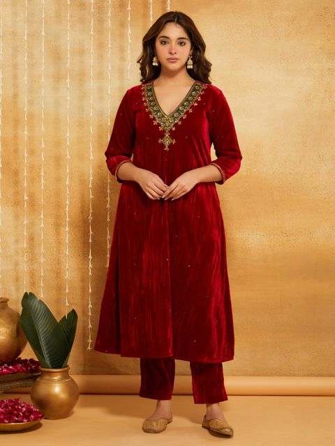 Red Hand Embroidery Crushed Velvet V-Neck Kurta with Pant- Set of 2