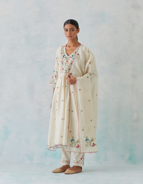 White Hand Block Printed, V-Neck Chanderi Kurta with Embroidered Cotton Pant & Printed Chanderi Dupatta Set of 3