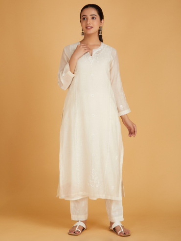 Off-White Aari Embroidered Chanderi Silk Kurta with Slip and Pants- Set of 2