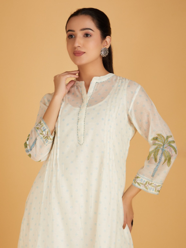 Off-White Green Hand Block Printed Collar & Placket Chanderi Silk Kurta with Pants - Set of 2