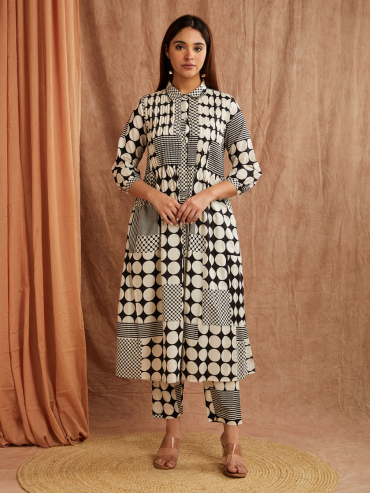 Ivory Black Printed Printed Co-Ord Set- Set of 2