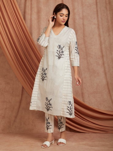 Off-White Grey Hand Block Printed Cotton V-Neck Kurta with Pants - Set of 2