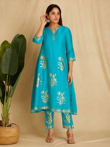 Blue Foile Printed Chanderi Round Neck, Front Slit Kurta with Pants Set of 2