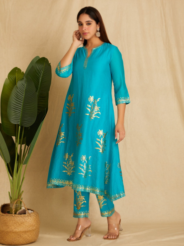 Blue Foile Printed Chanderi Round Neck, Front Slit Kurta with Pants Set of 2