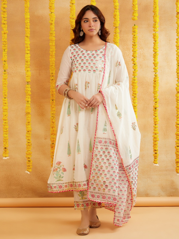 Off-White Chanderi Hand Block Foile Printed Dupatta