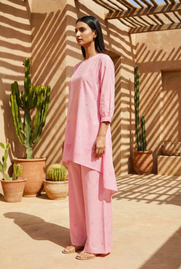 Pink Hand Block Heart Printed Round Neck, High-Low Cotton Kurta with Pants Set of 2