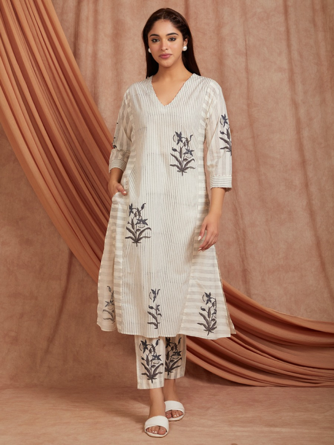 Cool, Calm & Cotton: Hand Block Kurtas for a Breezy Summer